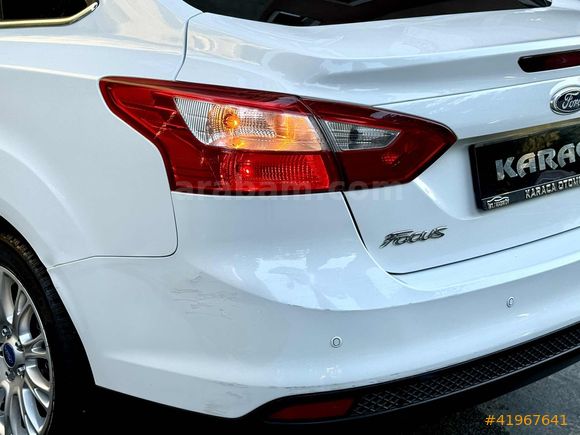 _İLK ELDEN + YETKİLİ SERVİS BAKIMLI + BOYASIZ + SUNROOF +100 KM_
