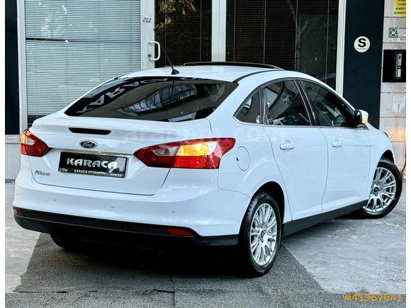_İLK ELDEN + YETKİLİ SERVİS BAKIMLI + BOYASIZ + SUNROOF +100 KM_