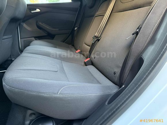 _İLK ELDEN + YETKİLİ SERVİS BAKIMLI + BOYASIZ + SUNROOF +100 KM_