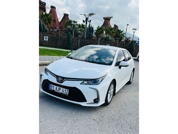 Sahibinden Toyota Corolla 1.5 Dream 2022 Model
