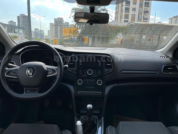 Sahibinden Renault Megane 1.6 Joy 2018 Model