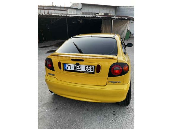 Sahibinden Renault Megane 1.6 Coupe RN 1998 Model 