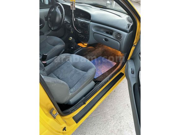 Sahibinden Renault Megane 1.6 Coupe RN 1998 Model 