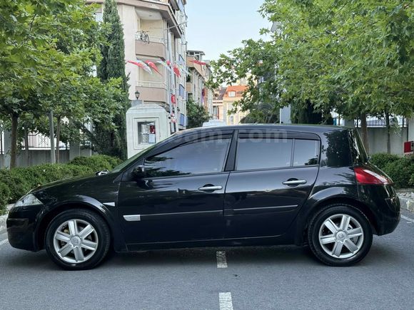 Galeriden Renault Megane 1.6 Dynamique 2005 Model İstanbul