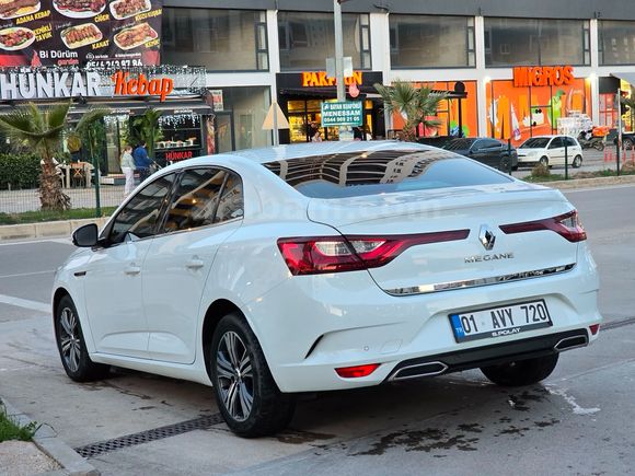 Sahibinden Renault Megane 1.3 TCe Touch 2023 Model 