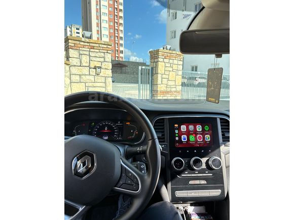 Sahibinden Renault Megane 1.3 TCe Touch 2023 Model 