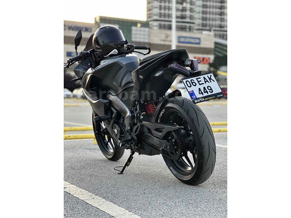 Hatasız tertemiz Rs 200 