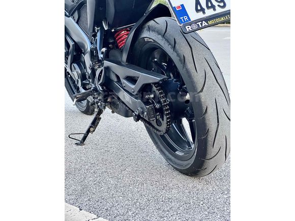 Hatasız tertemiz Rs 200 