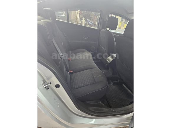 Sahibinden Renault Fluence 1.5 dCi Touch Plus 2015 Model