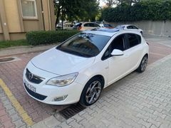 Galeriden Opel Astra 1.4 T Sport 2012 Model İstanbul