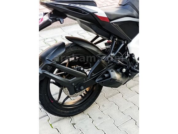 RS 200 2023 MODEL KASA BEYAZ ŞASE 13.000 BİN KMde HASAR KAYITSIZ