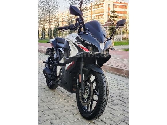 RS 200 2023 MODEL KASA BEYAZ ŞASE 13.000 BİN KMde HASAR KAYITSIZ