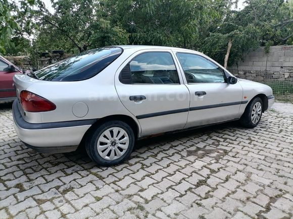 Sahibinden Ford Mondeo 2.0 GLX 1994 Model