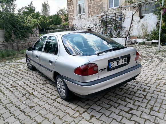 Sahibinden Ford Mondeo 2.0 GLX 1994 Model