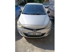 Sahibinden Hyundai i20 1.2 D-CVVT Jump 2013 Model  157.000 km Gri (Gümüş)