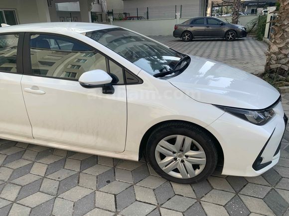ÖĞRETMENDEN Toyota Corolla 1.5 Vision Plus 2024 Model Mersin