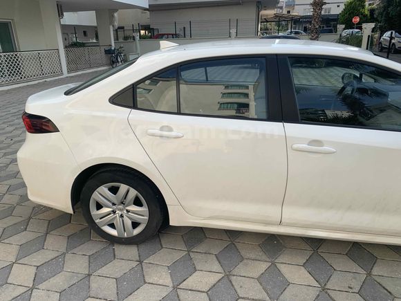 ÖĞRETMENDEN Toyota Corolla 1.5 Vision Plus 2024 Model Mersin
