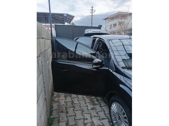 Sahibinden Ford Focus 1.6 TDCi Titanium X 2010 Model