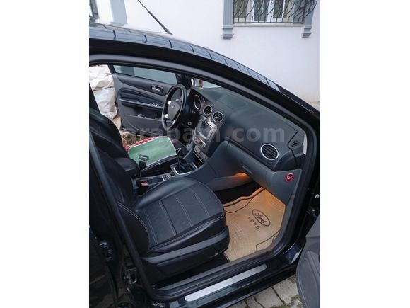 Sahibinden Ford Focus 1.6 TDCi Titanium X 2010 Model