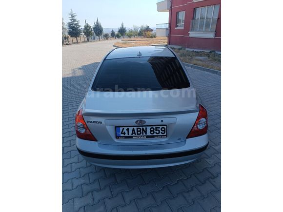 Sahibinden Hyundai Elantra 1.6 GLS 2005 Model