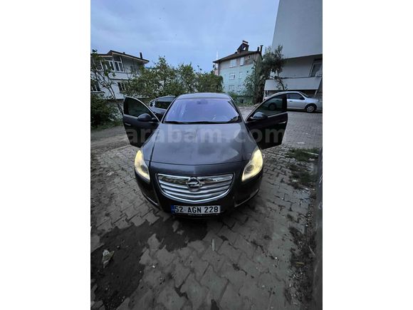 Sahibinden Opel Insignia 1.6 T Cosmo 2009 Model 