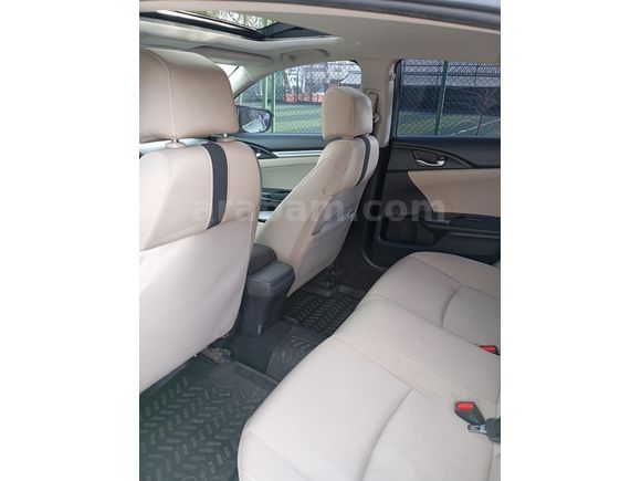 Honda Civic 1.6i DTEC Otomatik Elegance 2019 Trafiğe çıkışlı