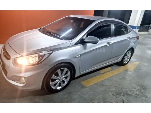 Sahibinden Hyundai Accent Blue