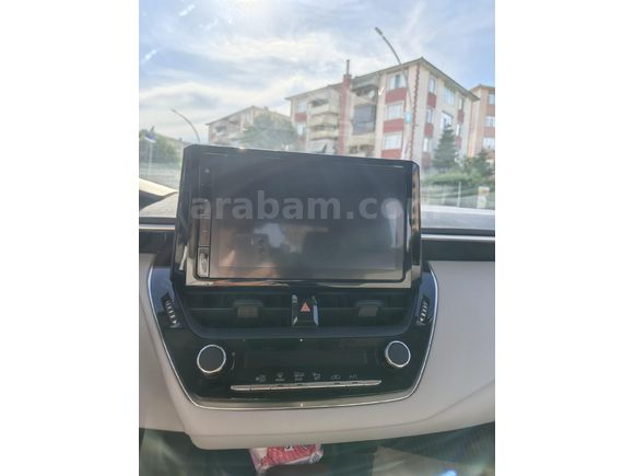 Hatasız Toyota Corolla 1.5 Vision Plus 2024 Model 22.000KM