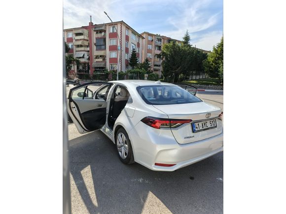 Hatasız Toyota Corolla 1.5 Vision Plus 2024 Model 22.000KM