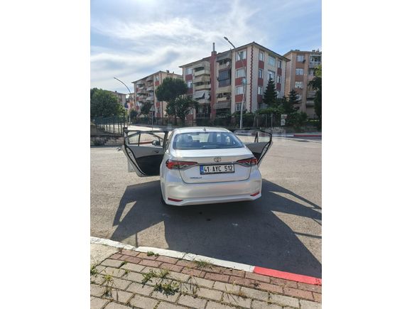 Hatasız Toyota Corolla 1.5 Vision Plus 2024 Model 22.000KM