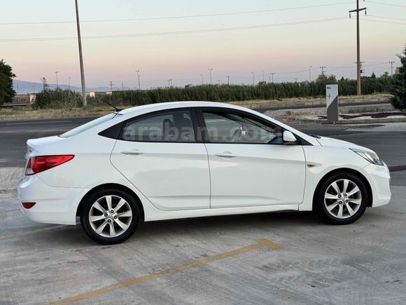 2015 HYUNDAİ BLUE 1.6CRDI MODE PLUS OTOMATİK VİTES