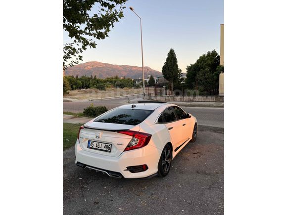 Sahibinden Honda Civic 1.5 i-VTEC Executive Plus 2021 Model 