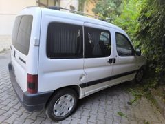 Sahibinden Peugeot Partner 1.9 D 2002 Model  210.000 km Beyaz