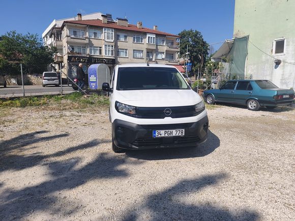 Sahibinden Opel Combo 1.5 CDTI Edition 2025 Model İstanbul