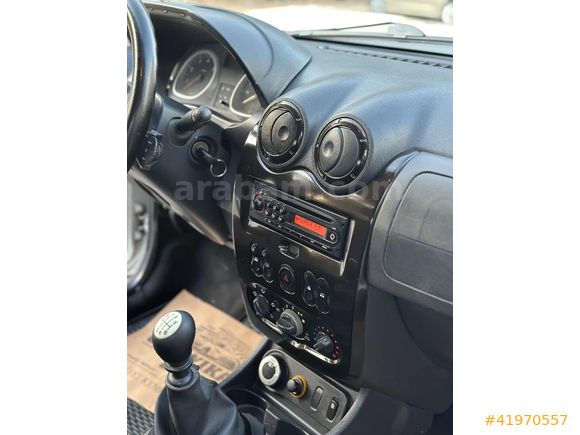 2011 DACIA DUSTER 4 × 4 DAĞ KEÇİSİ KREDİ KARTINA 12 TAKSİT