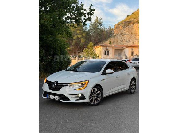 Sahibinden Renault Megane 1.3 TCe Icon 2025 Model 