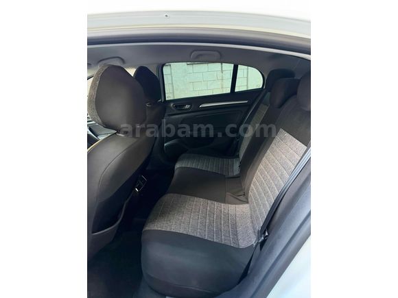 Sahibinden Renault Megane 1.3 TCe Icon 2025 Model 