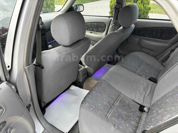  ilk Sahibinden SINIFToyota Corolla 1.6 Terra 2000 Model degişensiz 