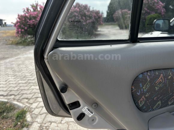  ilk Sahibinden SINIFToyota Corolla 1.6 Terra 2000 Model degişensiz 