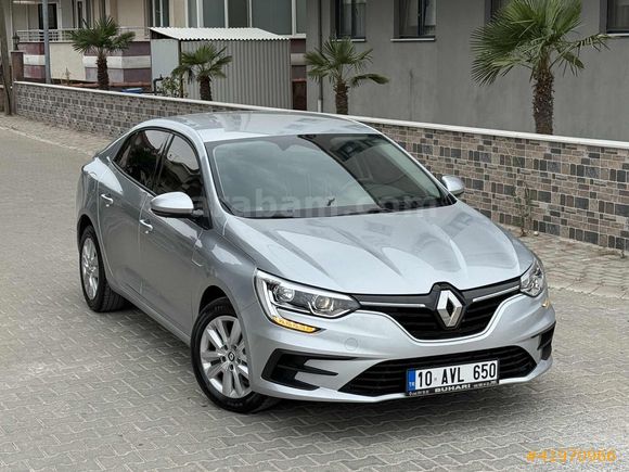 2026 MODEL MEGANE 4 TOUCH 1.3 TCE HATASIZ BOYASIZ