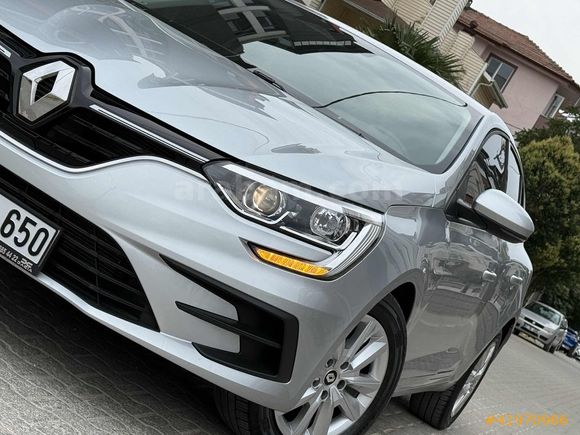 2026 MODEL MEGANE 4 TOUCH 1.3 TCE HATASIZ BOYASIZ