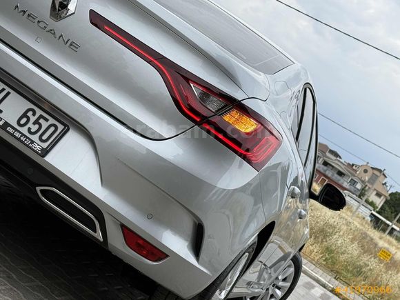 2026 MODEL MEGANE 4 TOUCH 1.3 TCE HATASIZ BOYASIZ