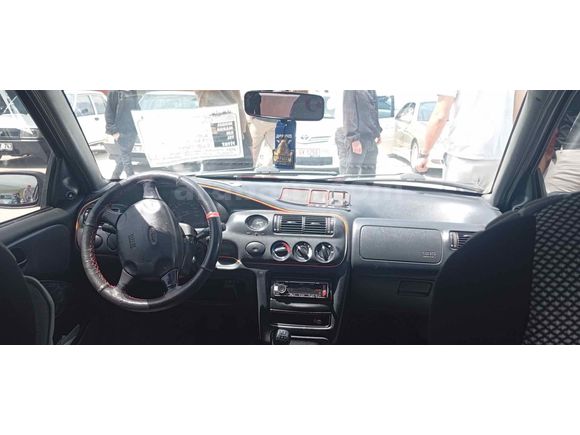 Sanruflu sıkıntız Ford Escort 1.6 CLX 1999model üste verilir