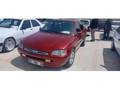 Sanruflu sıkıntız Ford Escort 1.6 CLX 1999model üste verilir