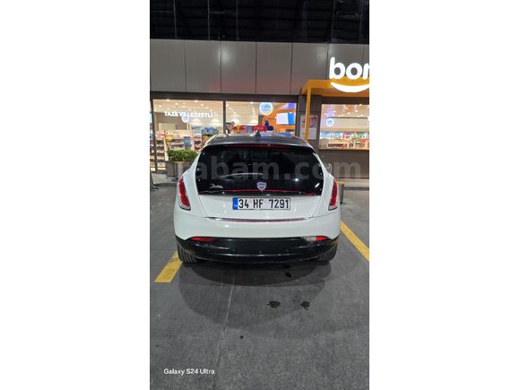 Sahibinden Lancia Delta 1.6 MJet 2011 Model