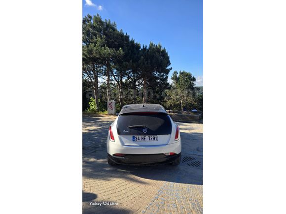 Sahibinden Lancia Delta 1.6 MJet 2011 Model