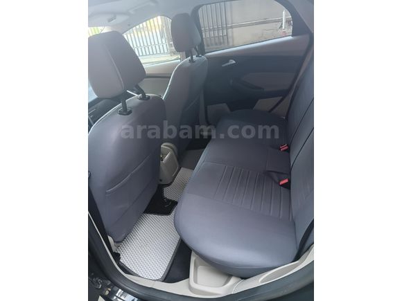 Sahibinden Ford Focus 1.6 Ti-VCT Style 2013 Model