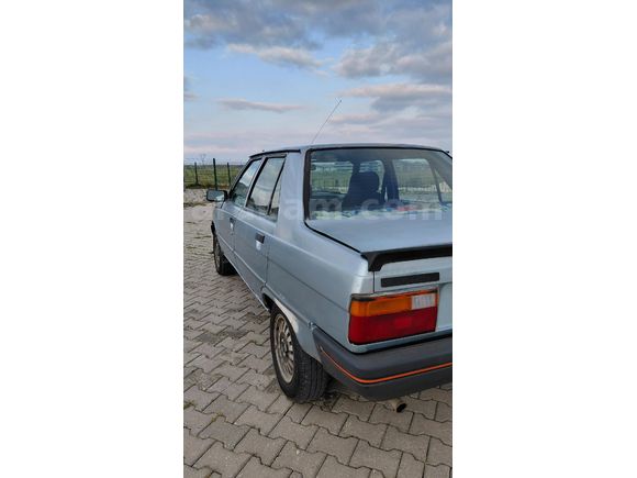 Sahibinden Renault R 9 1.4 Broadway GTE 1992 Model