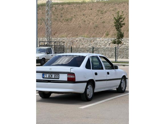 Sahibinden Opel Vectra 2.0 GLS 1996 Model 