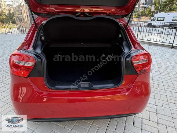 129 BİNDE A-180 CDİ DİZEL ATEŞ KIRMIZI CAM TAVAN EKRAN ORJİNAL